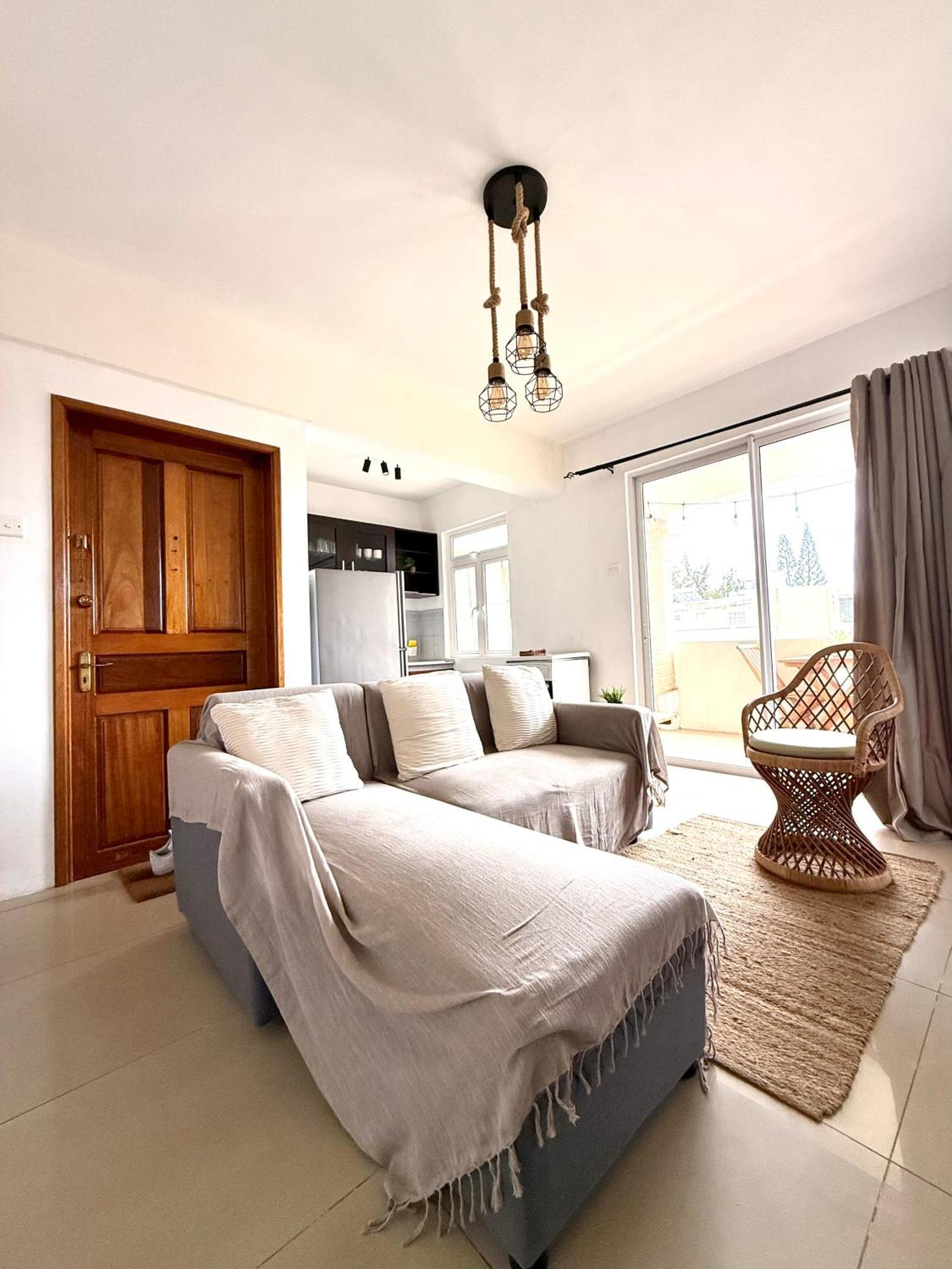 Rayon Bleu C2 Apartment Flic en Flac ภายนอก รูปภาพ