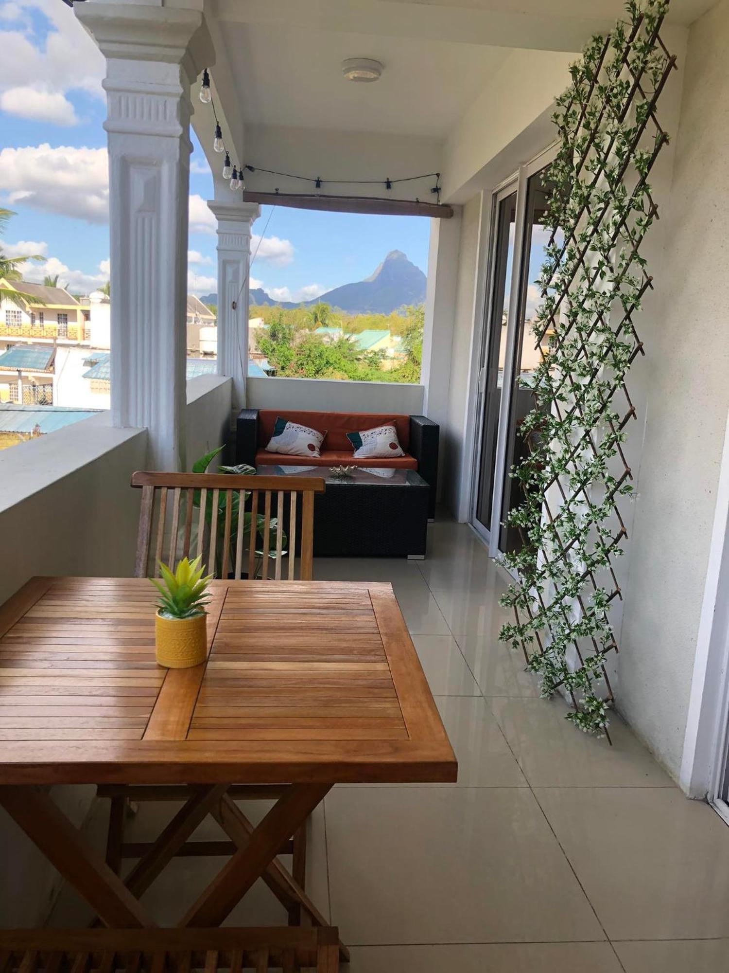 Rayon Bleu C2 Apartment Flic en Flac ภายนอก รูปภาพ